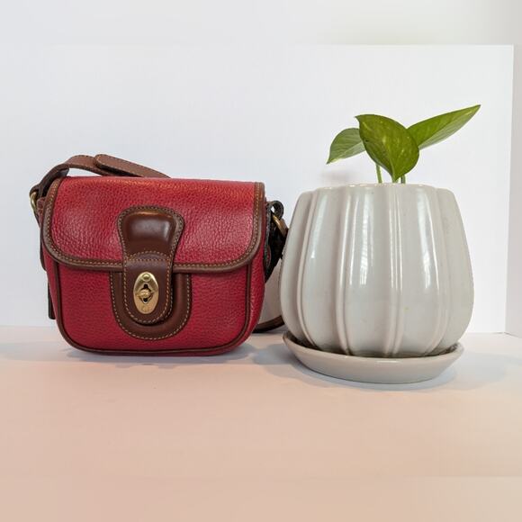 Vintage Coach Crossbody Sheridan Durham Mini Leather Very Good Pre-owned Condion - Picture 1 of 8